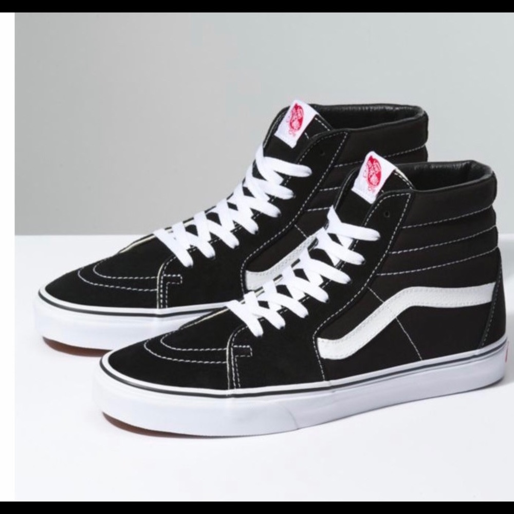 NAVY BLUE High Top Vans!
